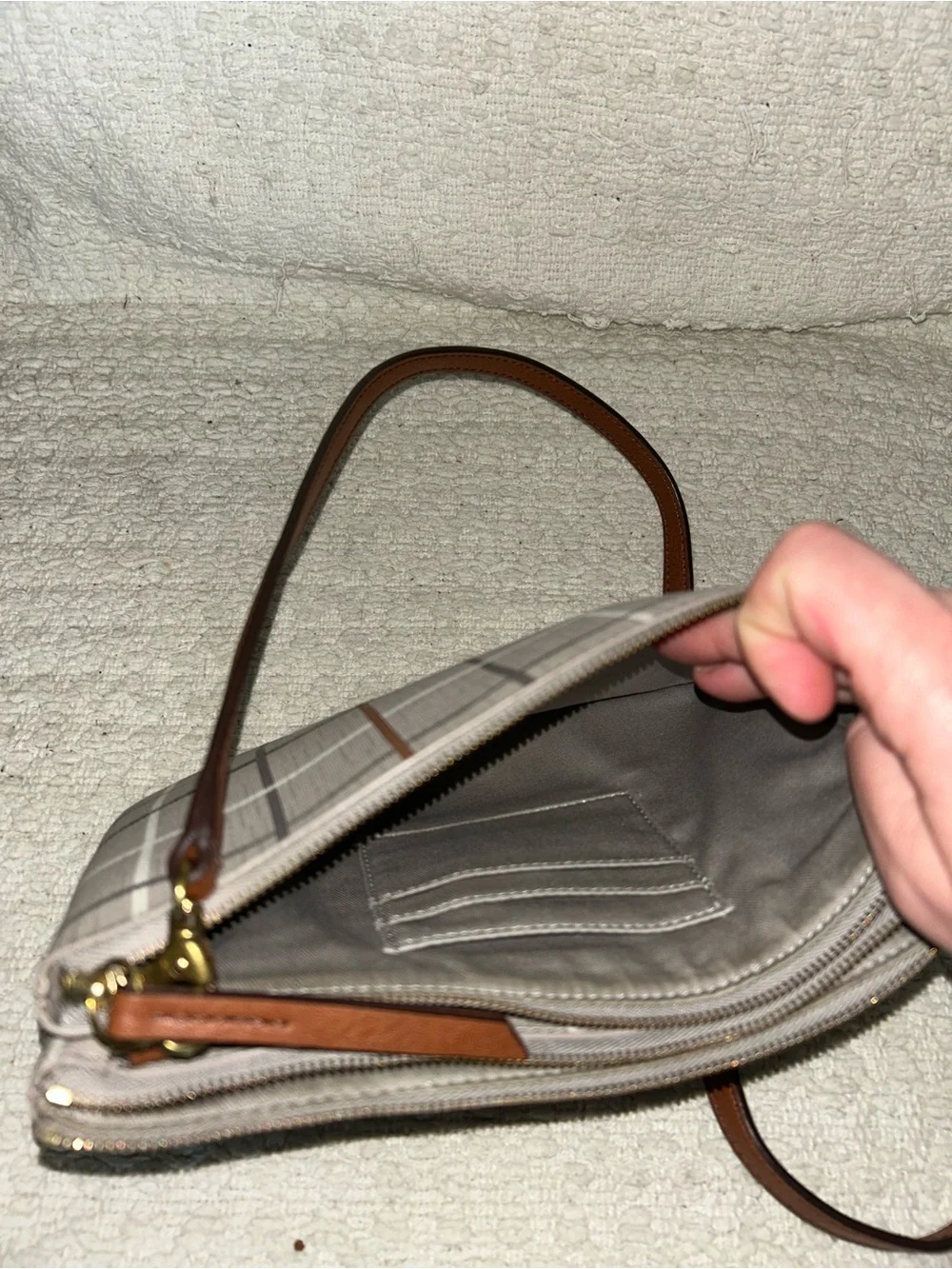 Fossil Crossbody shoulder bag purse brown with checker design plaid strap wallet